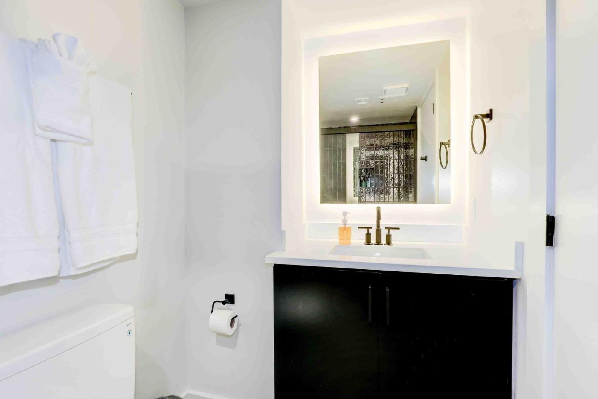 2Br Comfort Apartment In Prime Location Arlington Extérieur photo